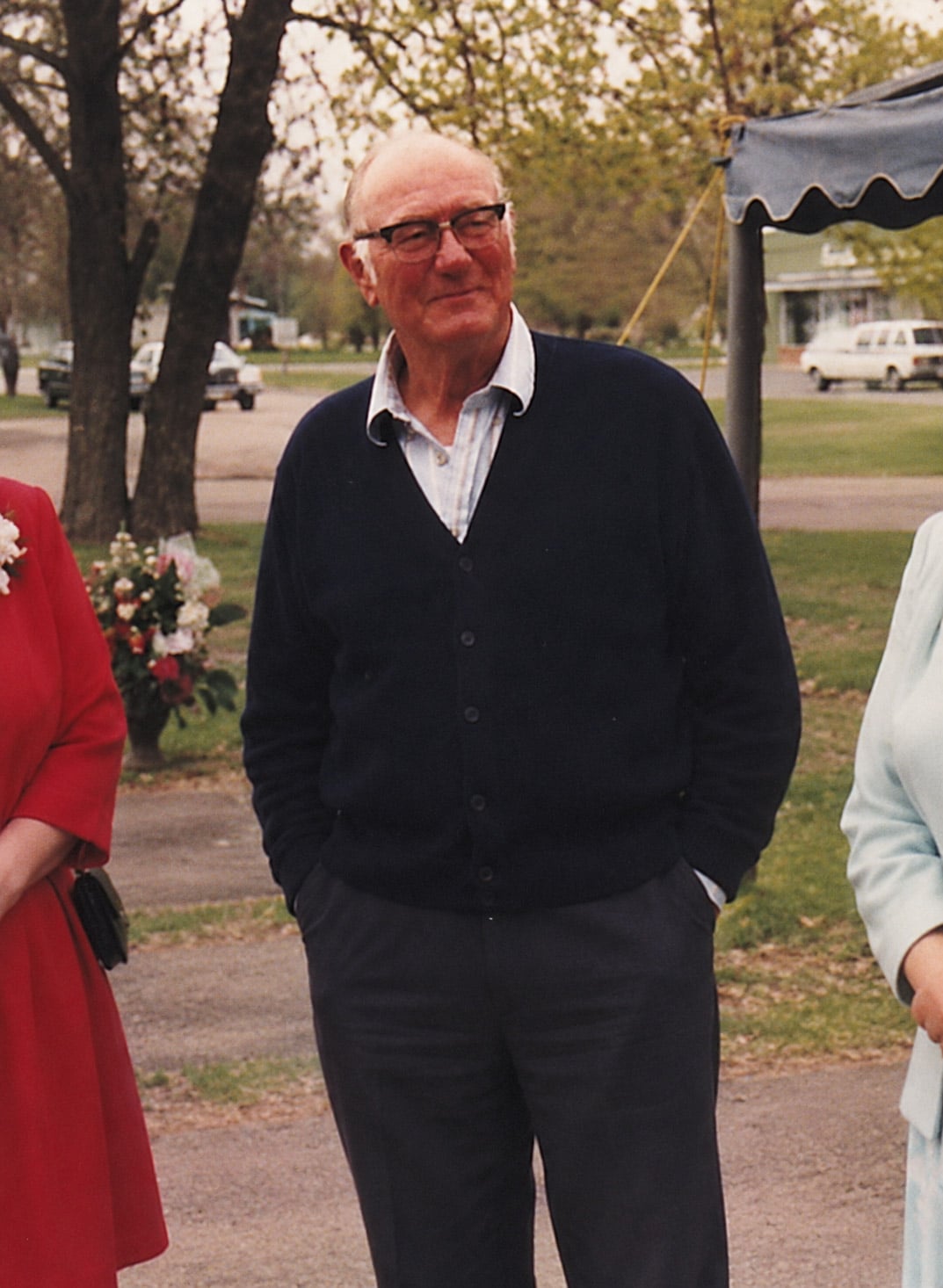 Dr. Graham Miller